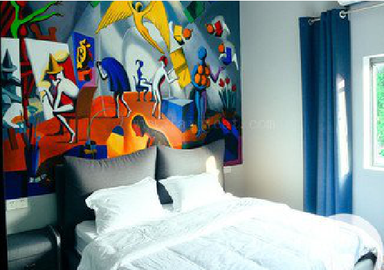 水富对于酒店的墙体彩绘而言更注重哪些方面？